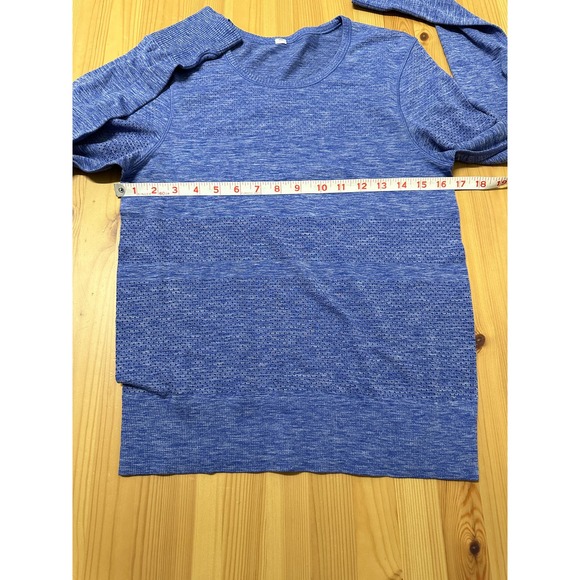 lululemon athletica Blue Long Sleeve Tee - Picture 4 of 8
